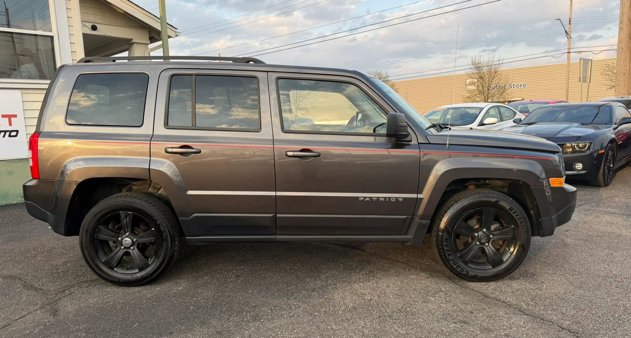 Used 2014 Jeep Patriot Sport w/ Power Value Group image 6