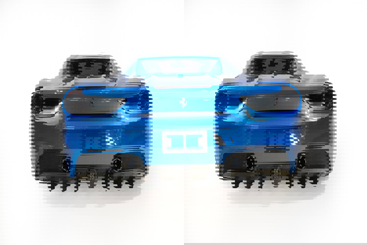 Used 2017 Ferrari 488 Spider RWD image 8