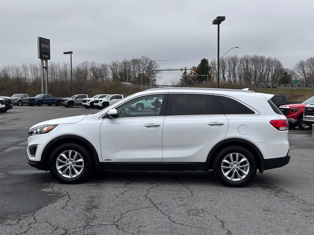 Used 2018 Kia Sorento LX image 6