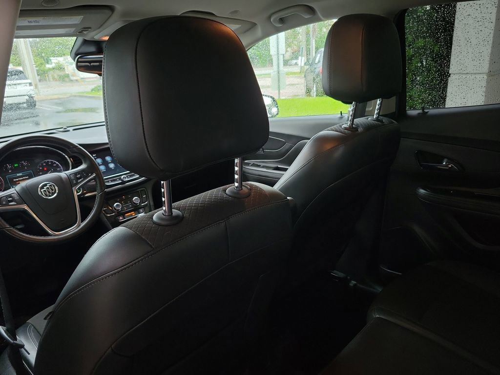 Used 2018 Buick Encore Preferred image 12