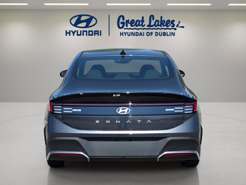New 2026 Hyundai Sonata SE FWD image 4