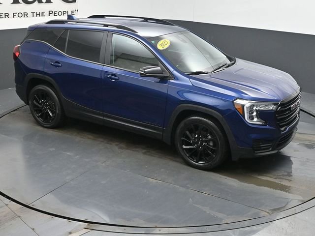 Used 2023 GMC Terrain SLE w/ Driver Convenience Package image 38