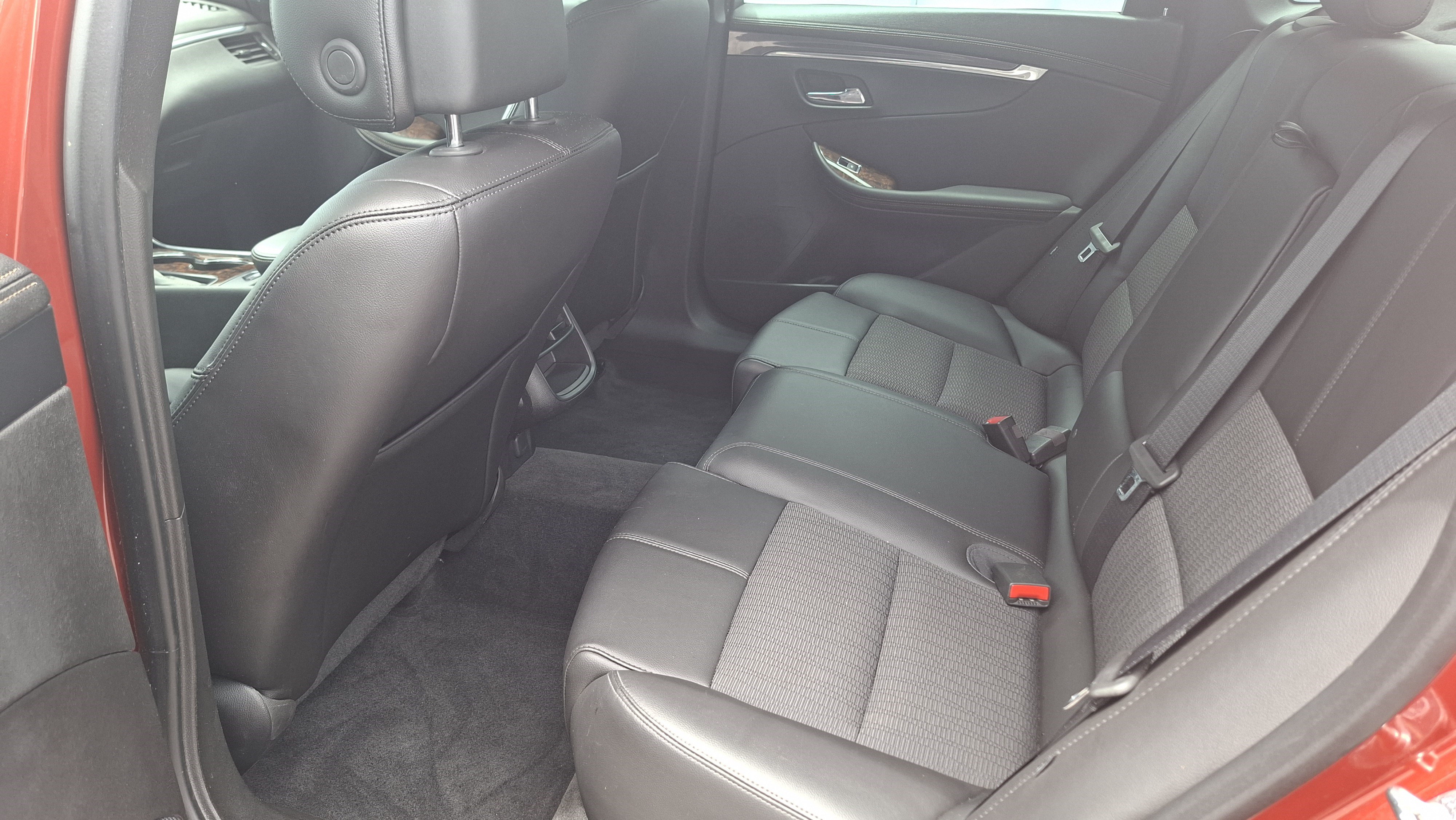 Used 2014 Chevrolet Impala LT FWD image 18