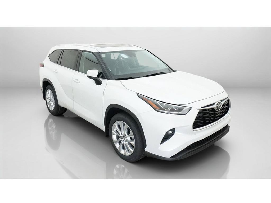 New 2026 Toyota Highlander Limited AWD/4WD image 13