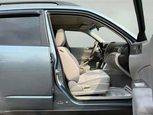 Used 2010 Subaru Forester 2.5X Premium image 22
