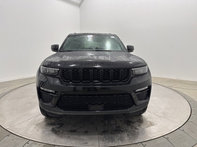 New 2025 Jeep Grand Cherokee Limited w/ Black Appearance Package video 2