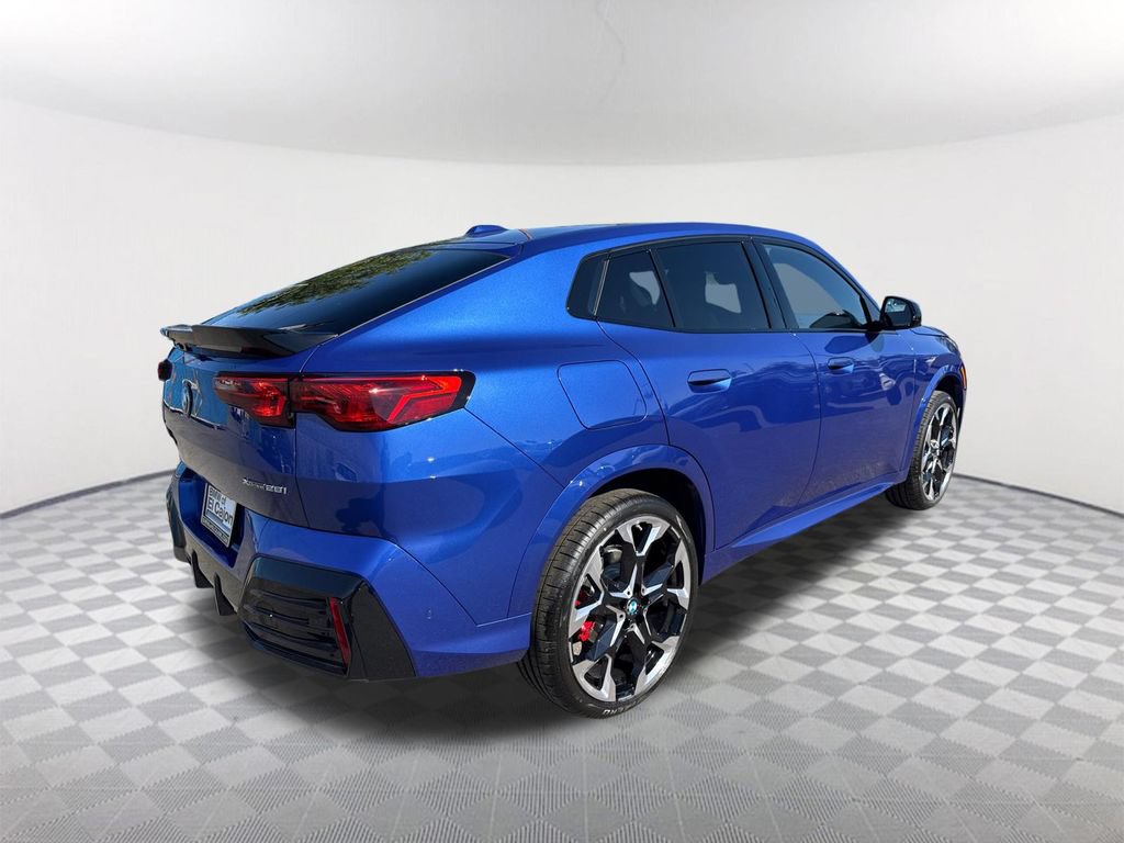 New 2026 BMW X2 xDrive28i w/ Technology Package AWD/4WD image 4