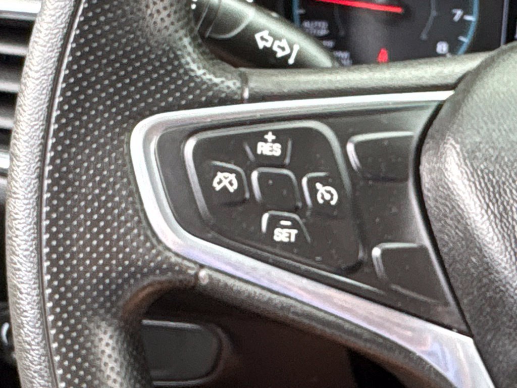Used 2019 Chevrolet Equinox LS w/ LS Convenience Package AWD/4WD image 19