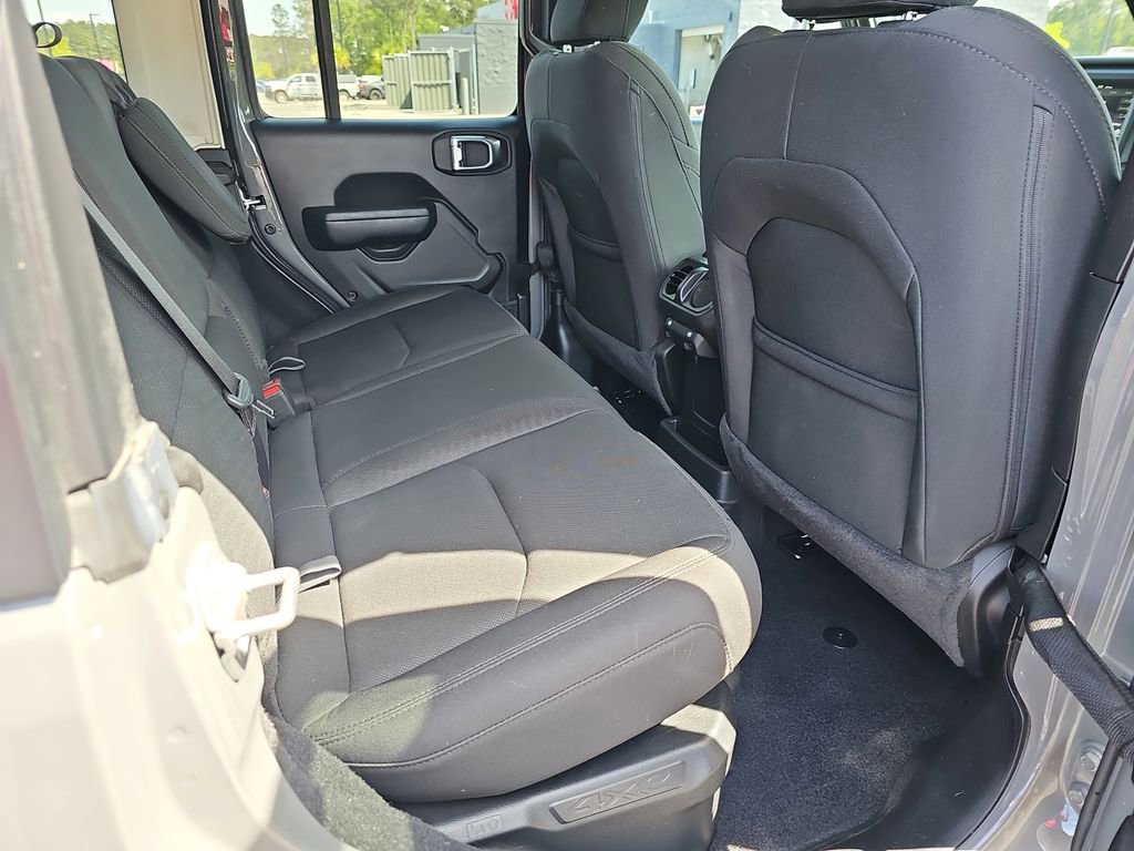 Used 2023 Jeep Wrangler Unlimited w/ Cold Weather Group image 14