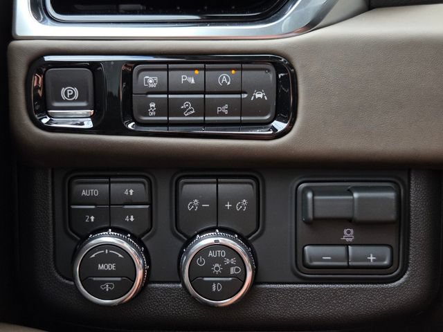New 2026 GMC Yukon XL Denali Ultimate AWD/4WD image 15