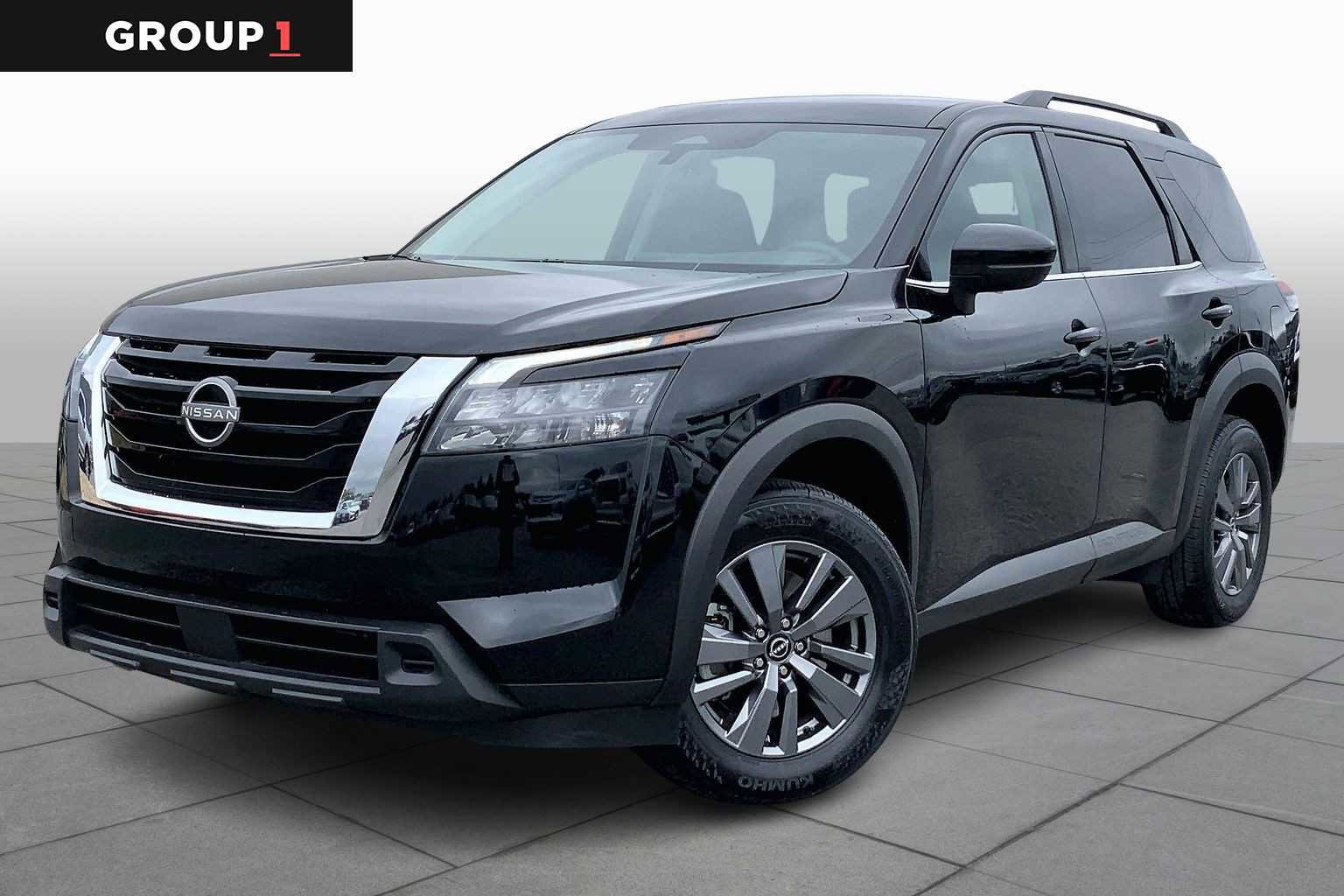 Used 2025 Nissan Pathfinder SV