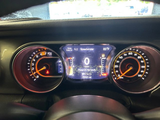 Used 2019 Jeep Wrangler Unlimited Sahara image 8