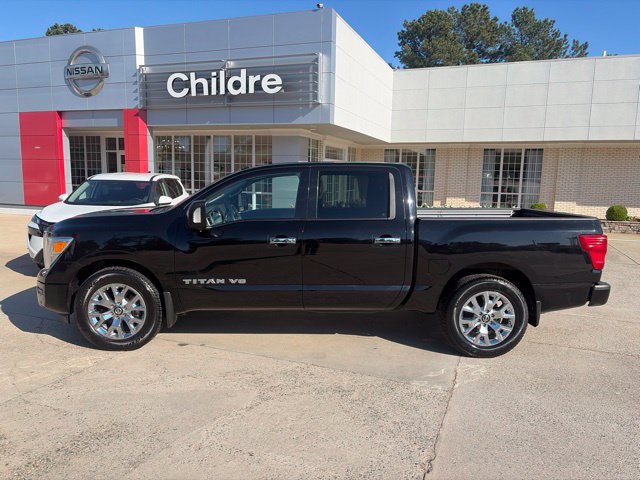Used 2020 Nissan Titan SV w/ SV Convenience Package