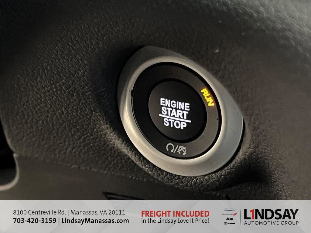 New 2026 Chrysler Pacifica Select image 24