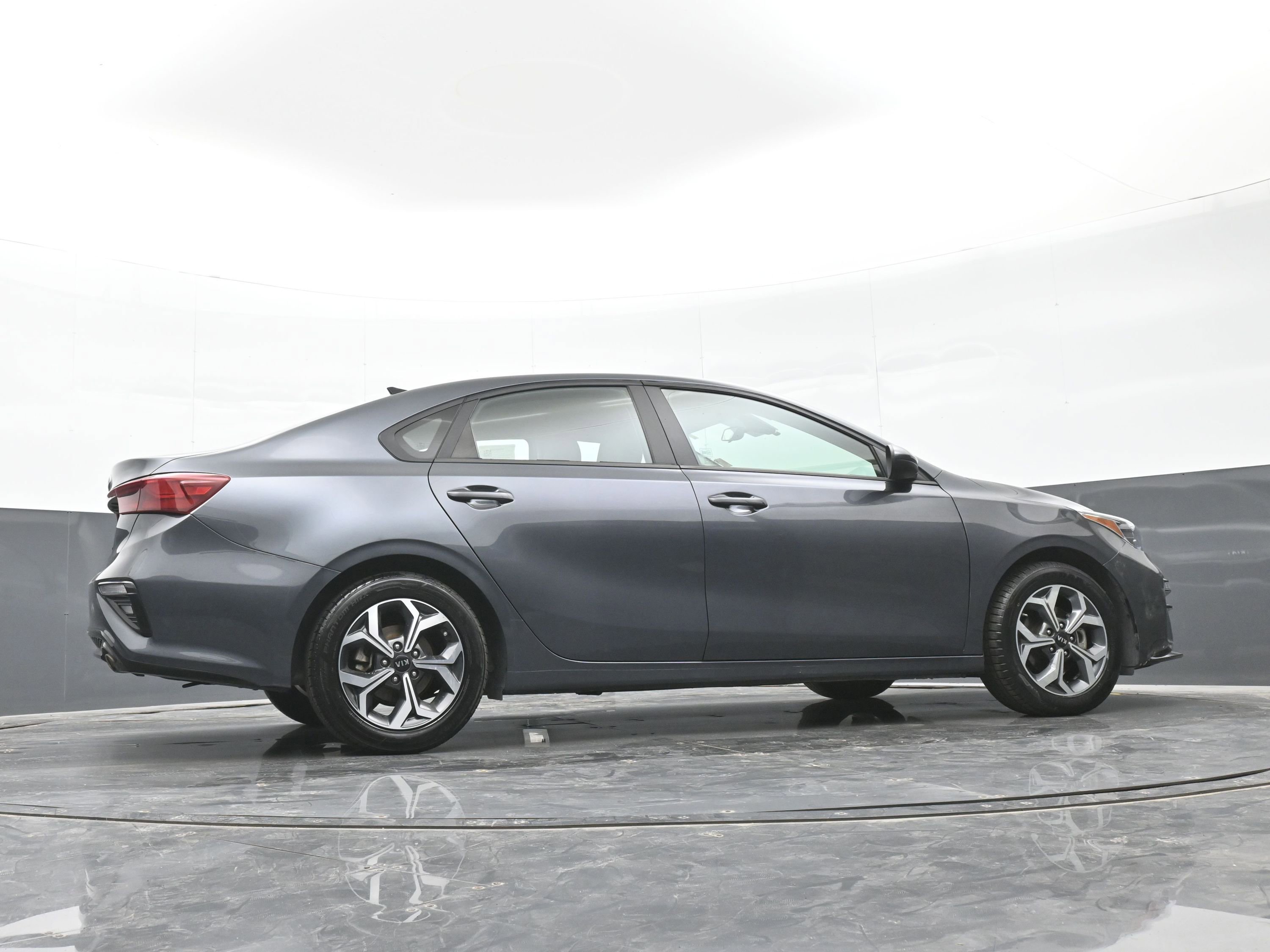 Used 2020 Kia Forte LXS FWD image 40
