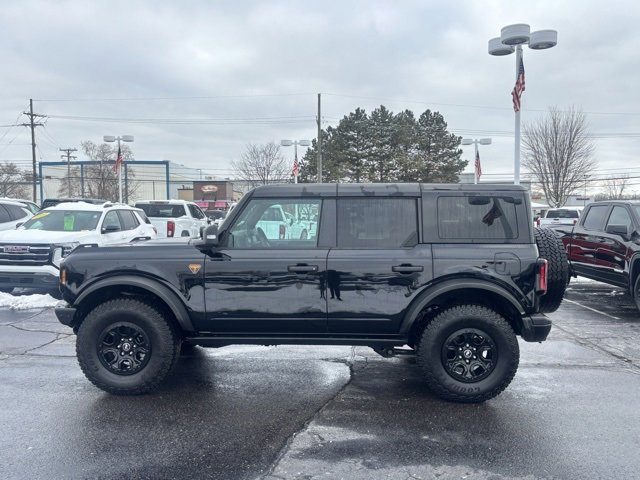 Used 2025 Ford Bronco Badlands image 8