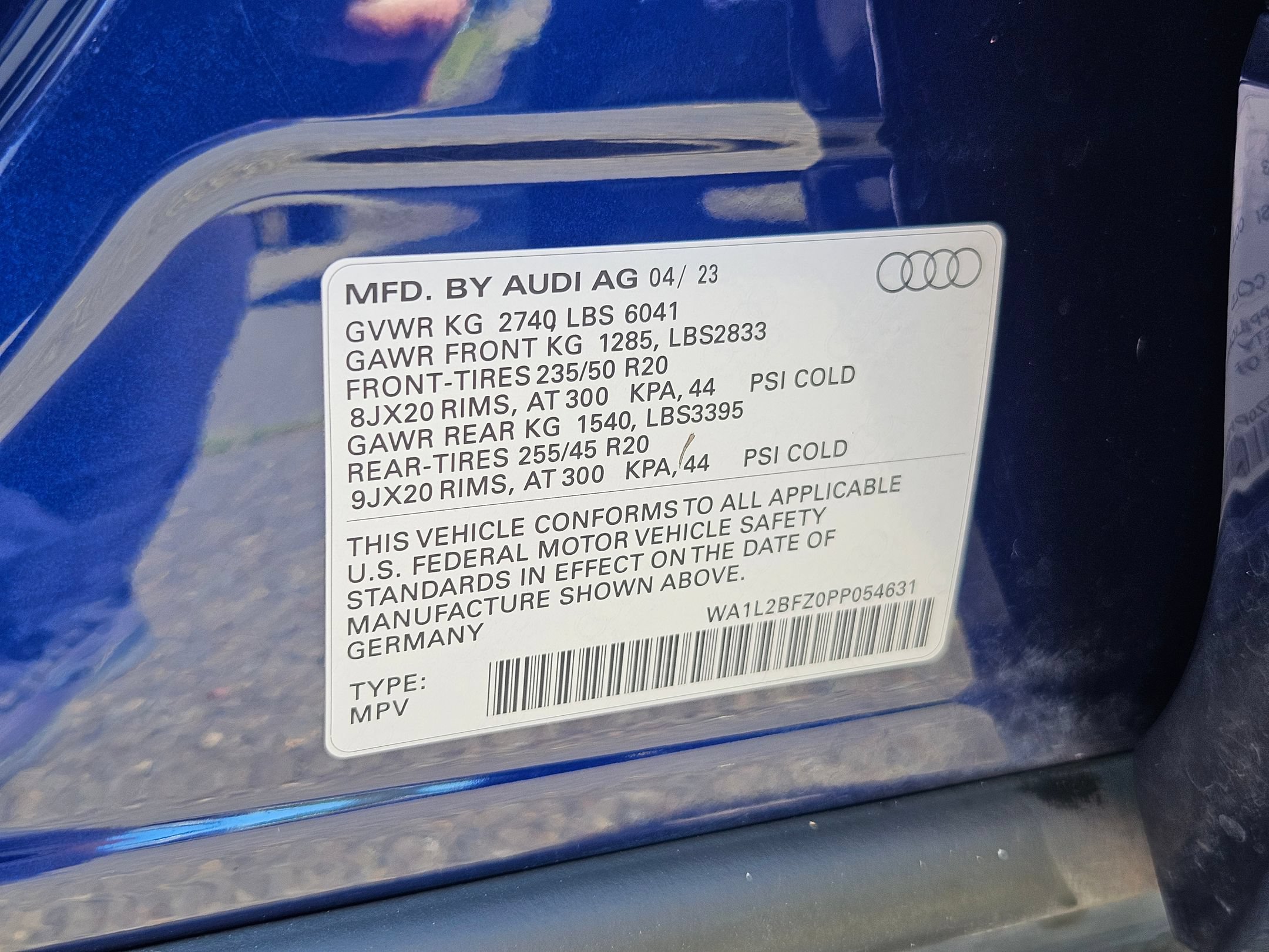 Used 2023 Audi Q4 e-tron Premium Plus w/ Premium Plus AWD/4WD image 34