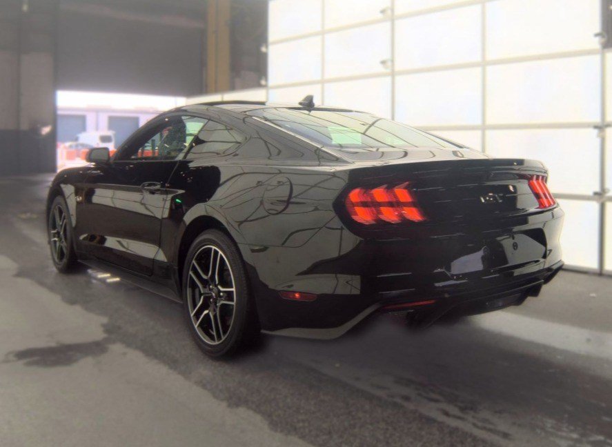 Used 2022 Ford Mustang GT Premium w/ Ford Safe & Smart Package RWD image 4