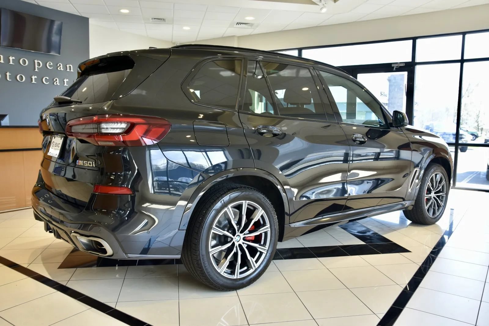 Used 2023 BMW X5 M50i w/ Executive Package AWD/4WD image 6