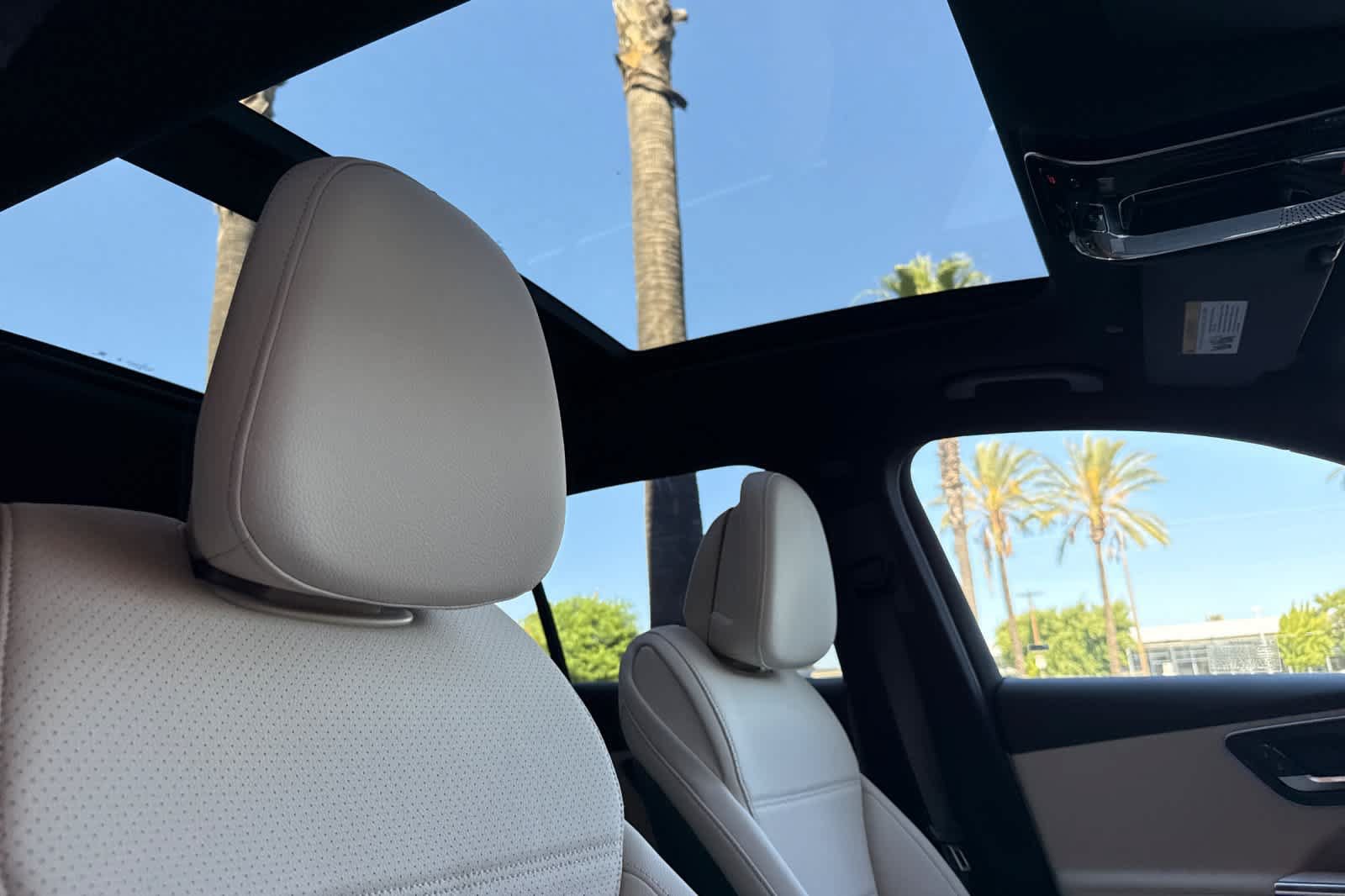 New 2026 Mercedes-Benz GLC 300 image 16
