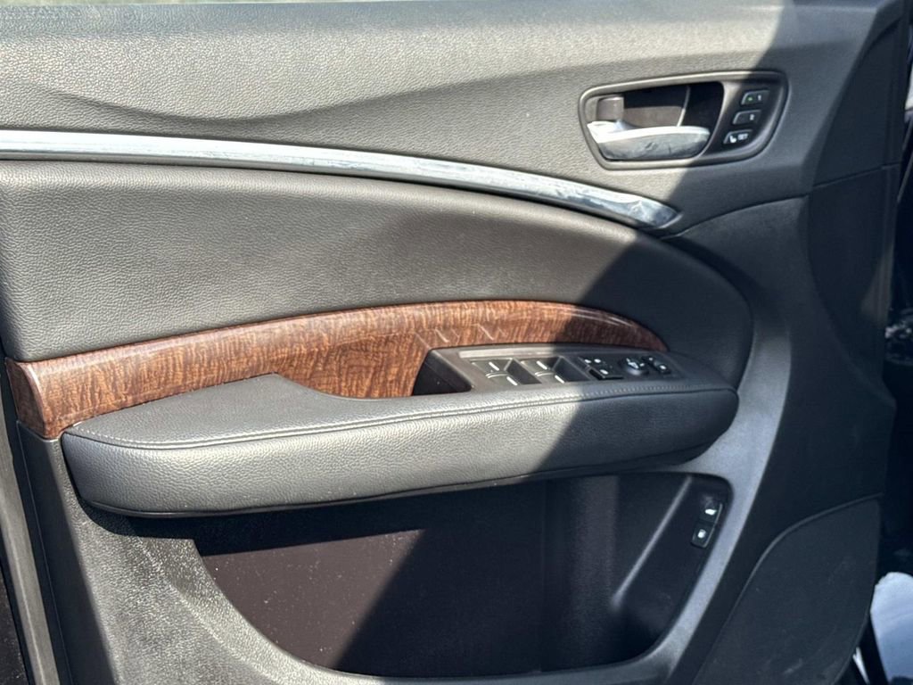 Used 2020 Acura MDX SH-AWD image 14