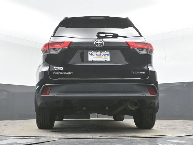 Used 2018 Toyota Highlander XLE w/ Protection Package #3 AWD/4WD image 51