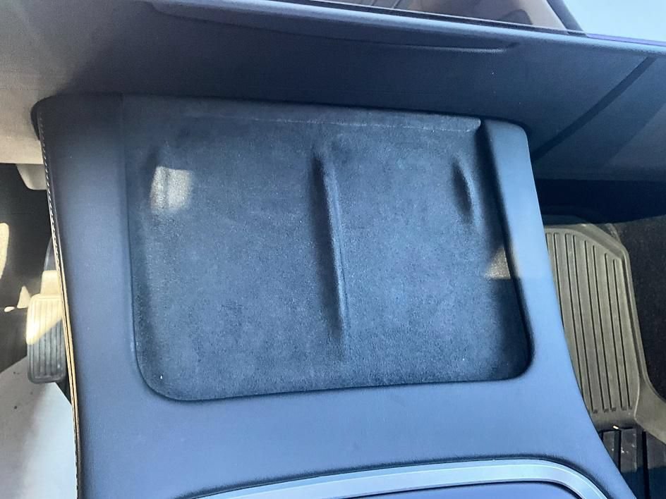 Used 2021 Tesla Model Y Long Range AWD/4WD image 19