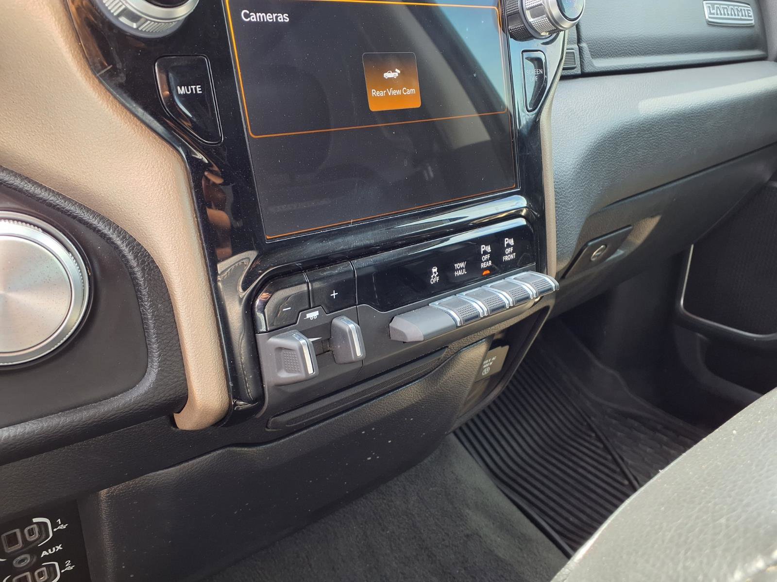 Used 2022 RAM 1500 Laramie AWD/4WD image 22