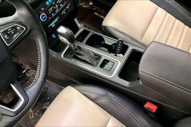 Used 2019 Ford Escape SEL AWD/4WD image 16