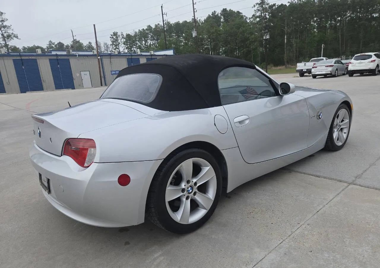 Used 2007 BMW Z4 3.0i image 14
