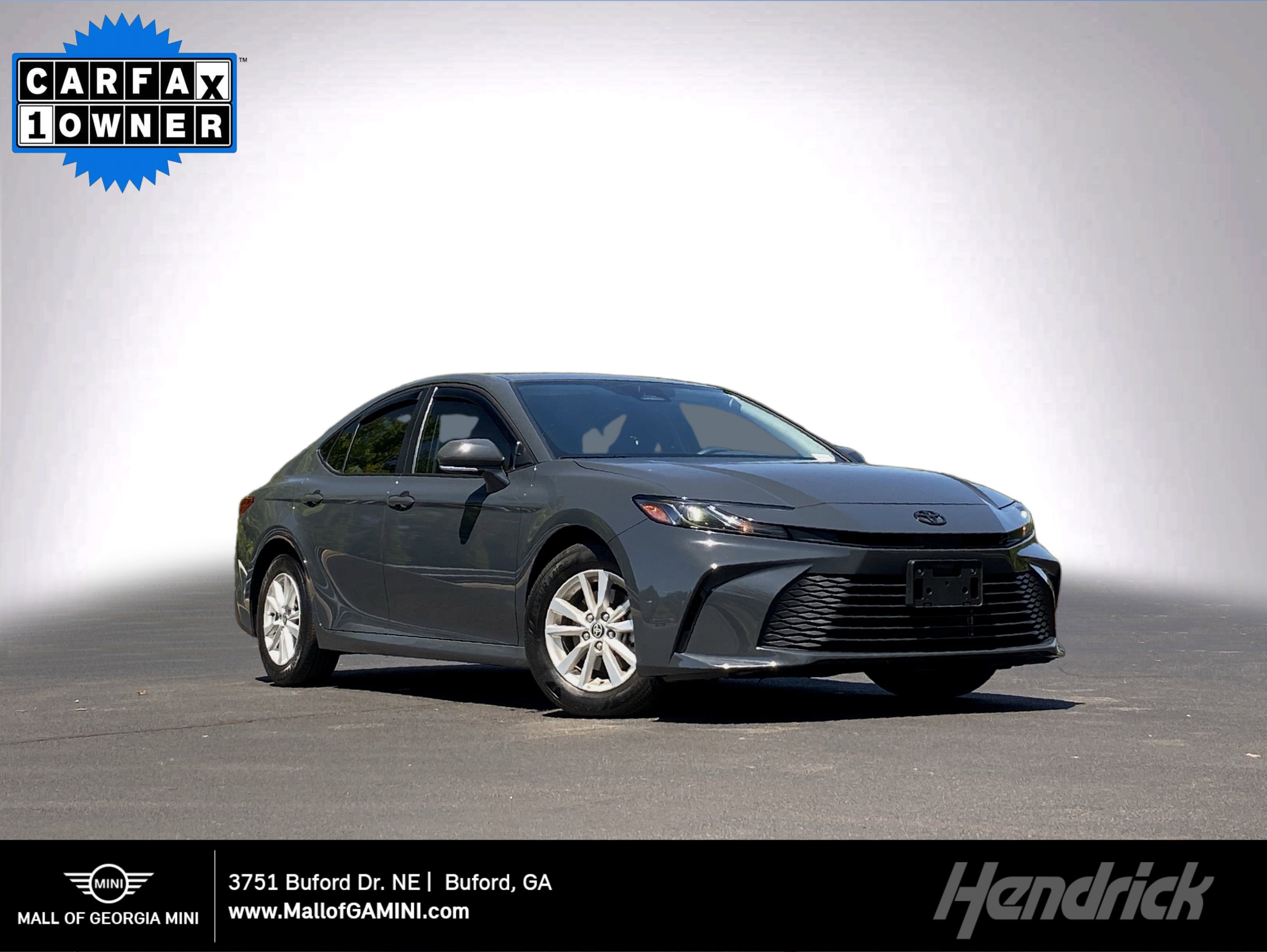 Used 2025 Toyota Camry LE w/ Convenience Package FWD image 1