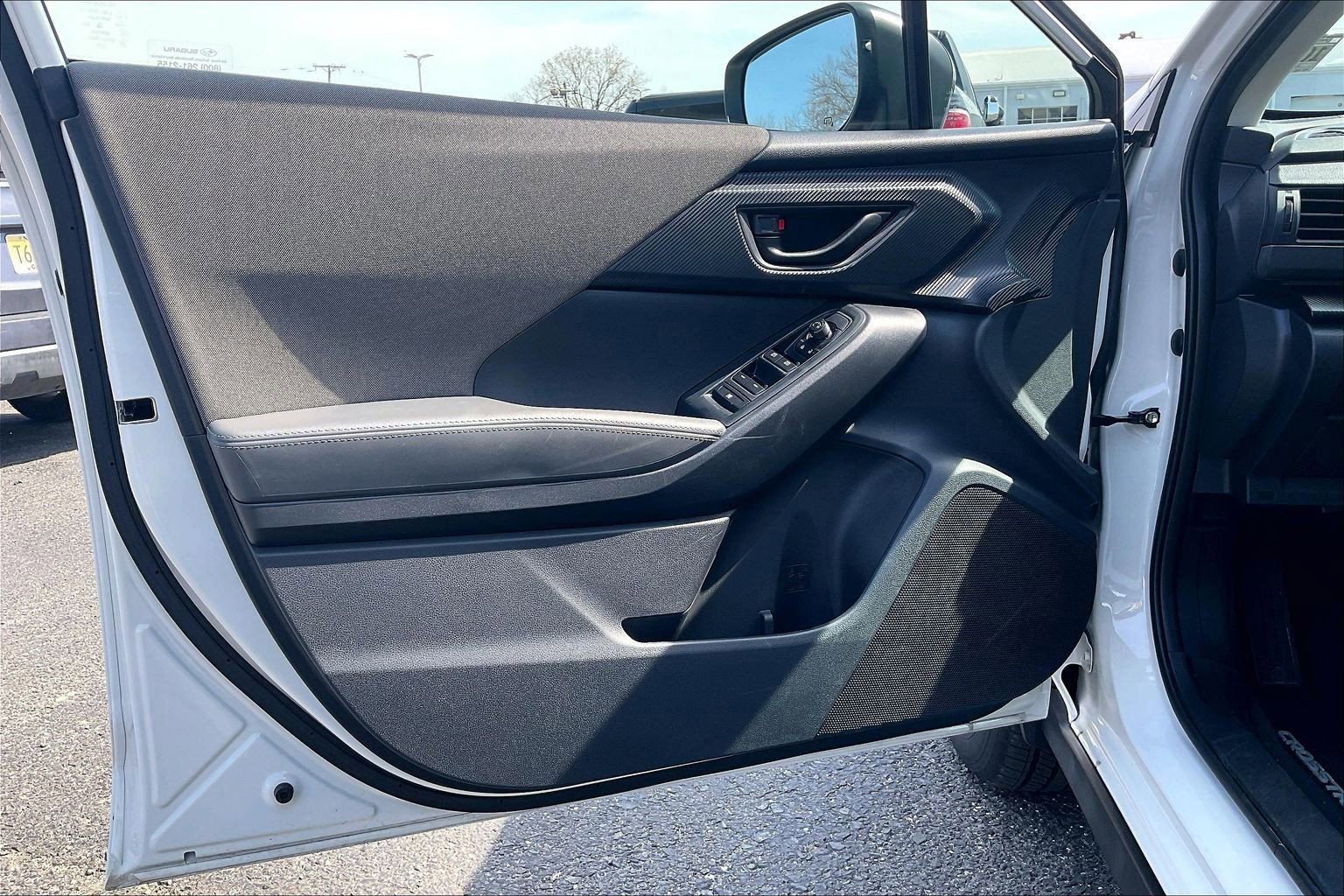 Certified 2025 Subaru Crosstrek 2.0i Premium image 22