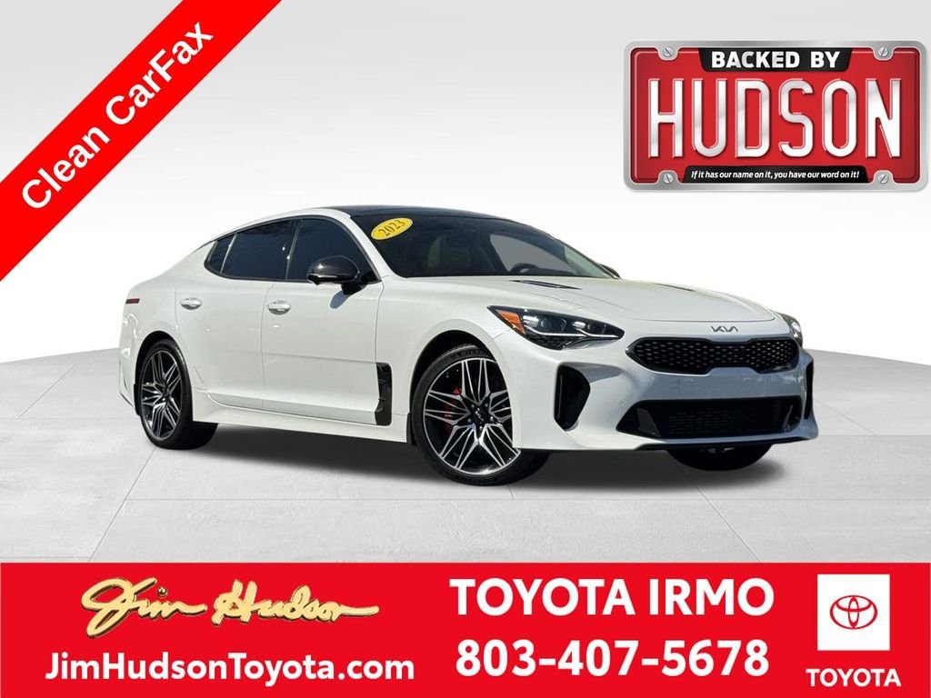 Used 2023 Kia Stinger GT2 image 1