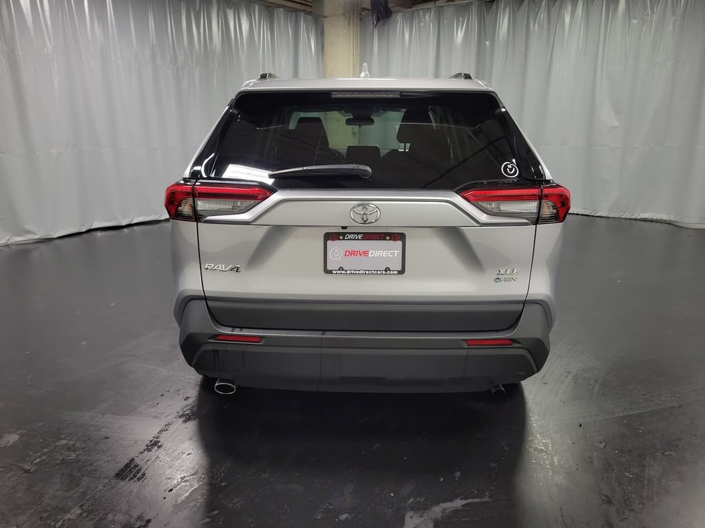 Used 2025 Toyota RAV4 XLE AWD/4WD image 7
