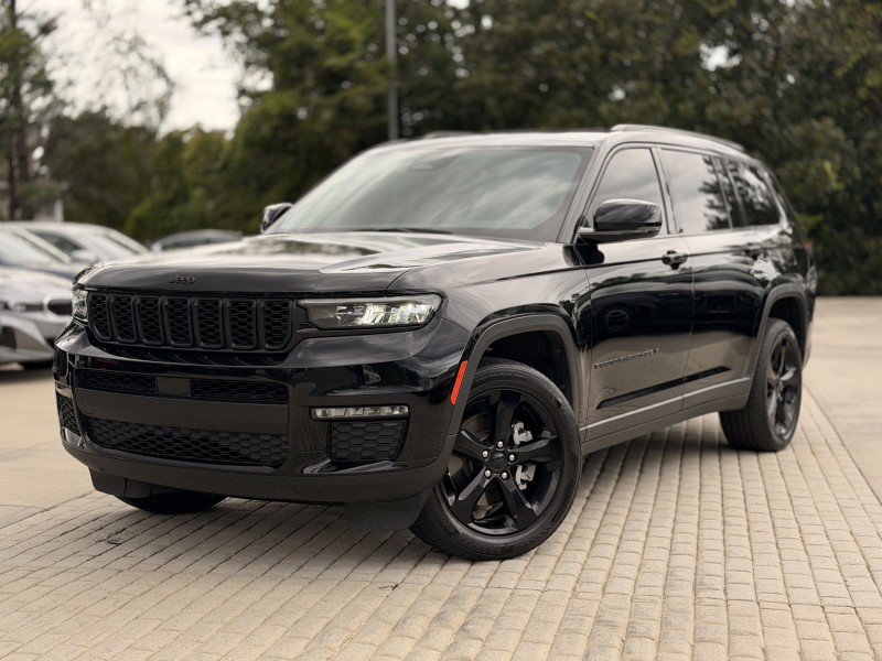Used 2022 Jeep Grand Cherokee L Limited w/ Black Appearance Package