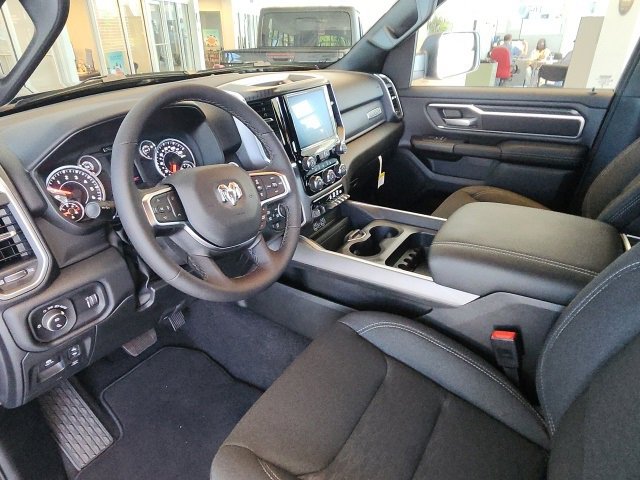 New 2026 RAM 1500 4x4 Crew Cab image 42