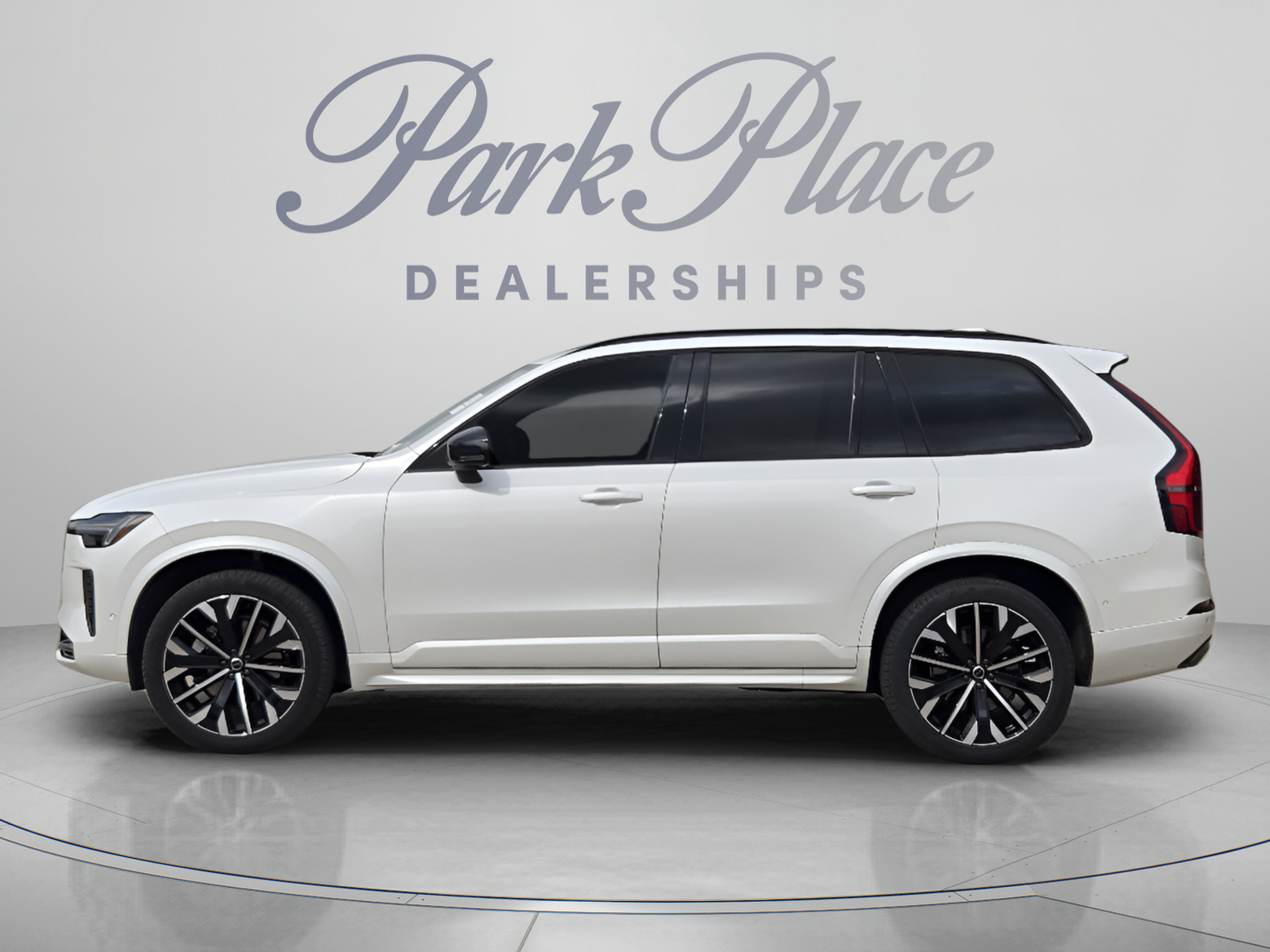 Used 2026 Volvo XC90 B6 Ultra w/ Protection Package Premier AWD/4WD image 4