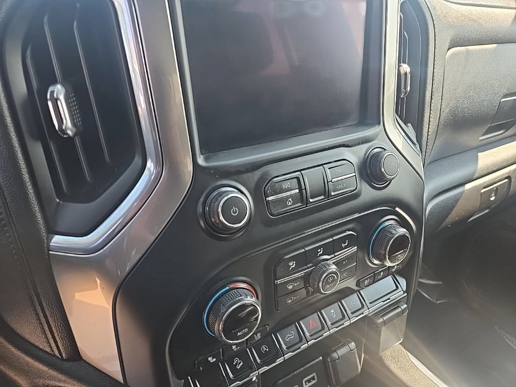 Used 2021 Chevrolet Silverado 2500 LTZ AWD/4WD image 15