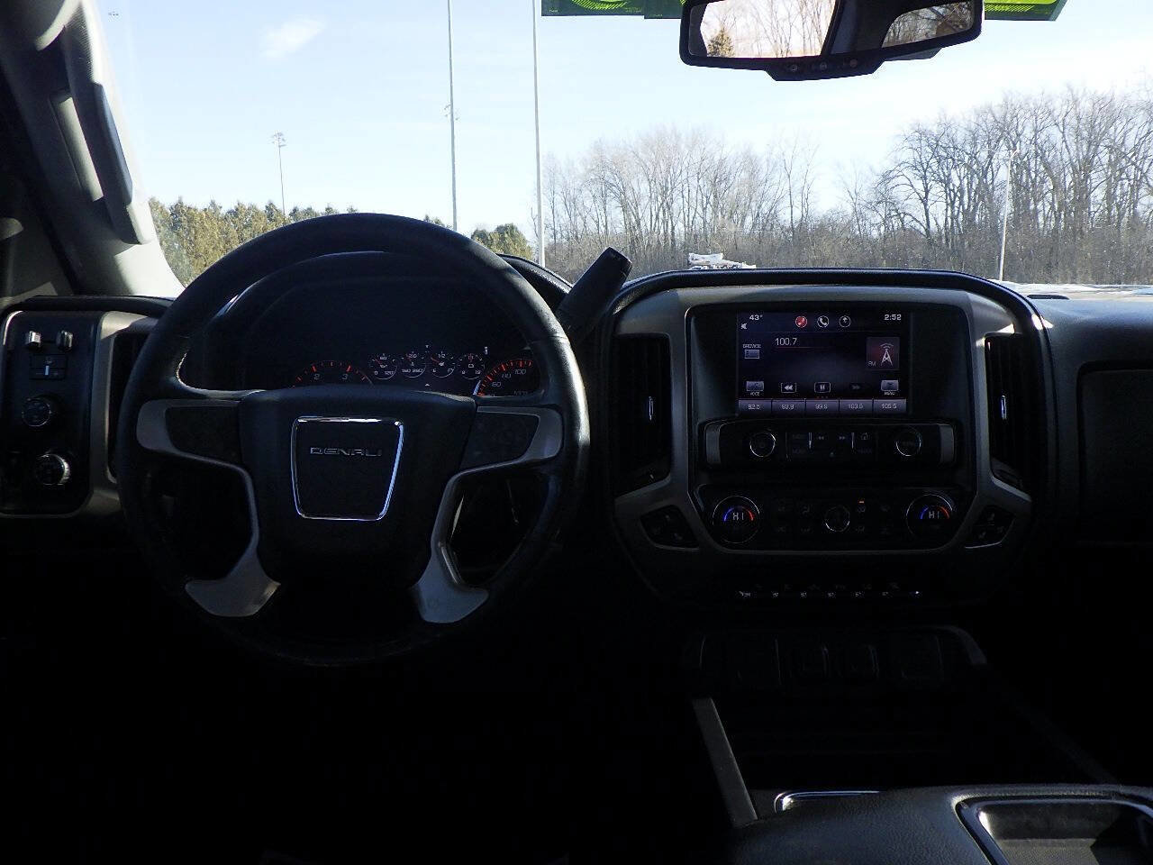 Used 2015 GMC Sierra 3500 Denali image 20