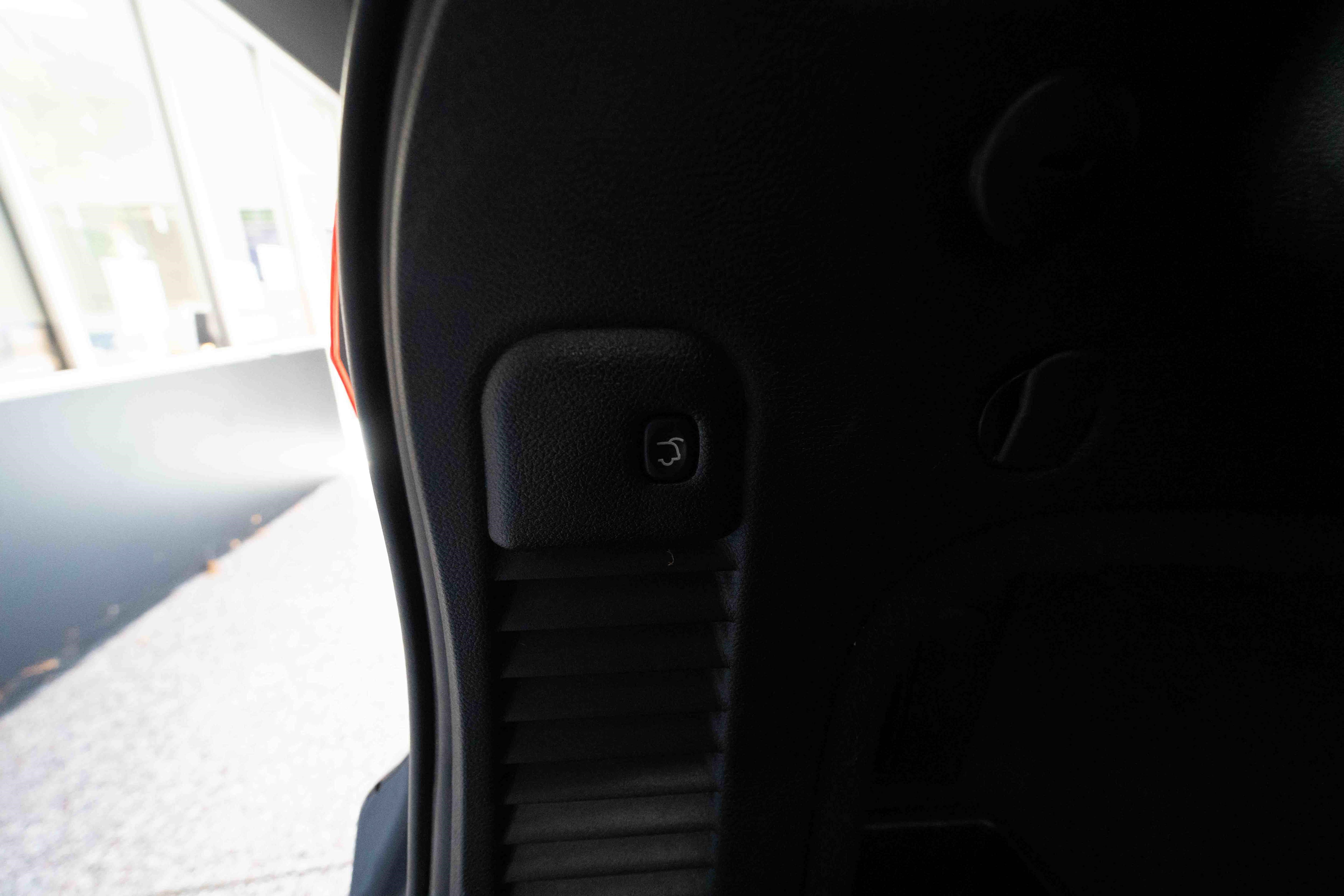 Used 2015 Jeep Grand Cherokee Limited AWD/4WD image 28