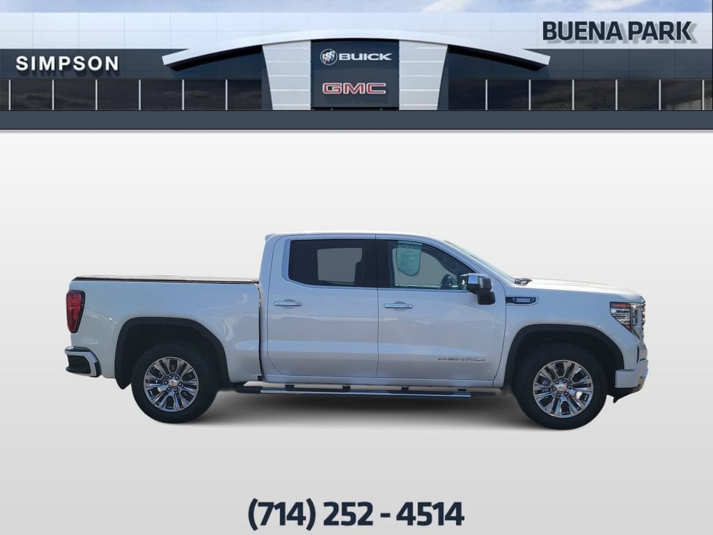Used 2024 GMC Sierra 1500 Denali w/ Technology Package AWD/4WD image 9