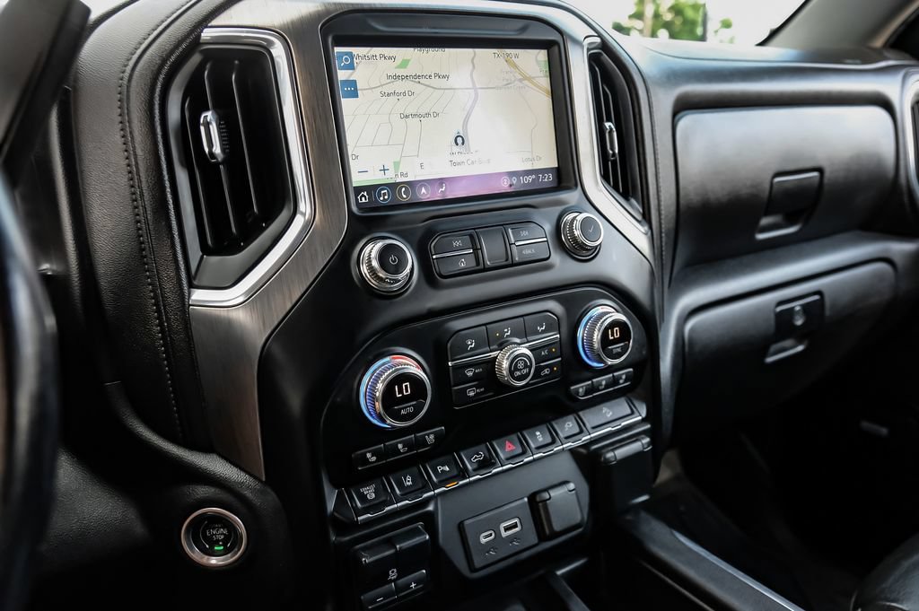 Used 2021 GMC Sierra 3500 Denali w/ Technology Package AWD/4WD image 16