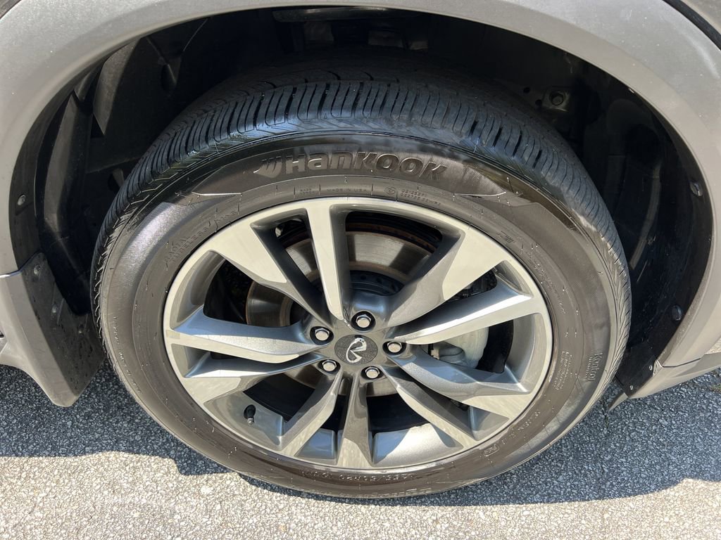 Used 2025 INFINITI QX60 Luxe image 10