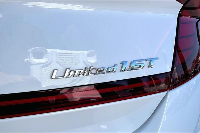 Used 2022 Hyundai Sonata Limited FWD image 24