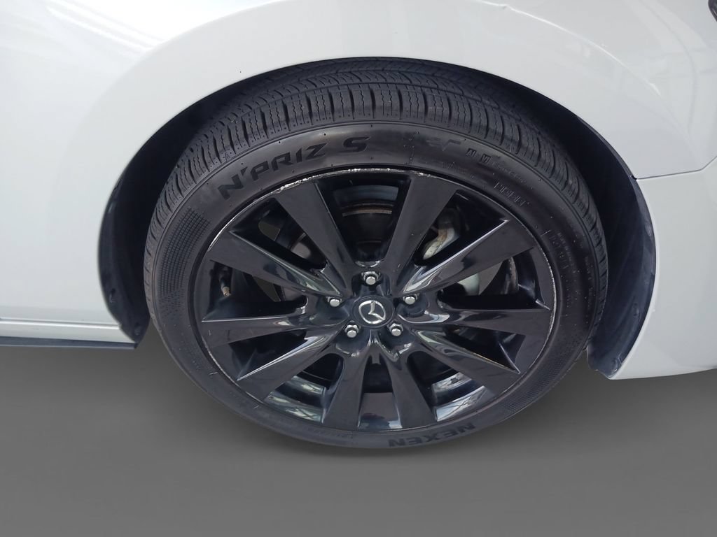 Used 2024 MAZDA MAZDA3 s FWD image 16