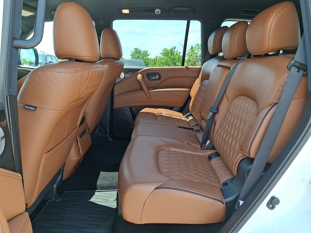 Used 2024 INFINITI QX80 Sensory w/ Cargo Package AWD/4WD image 13
