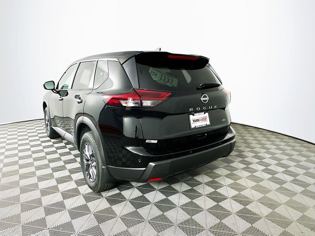 New 2026 Nissan Rogue S image 7