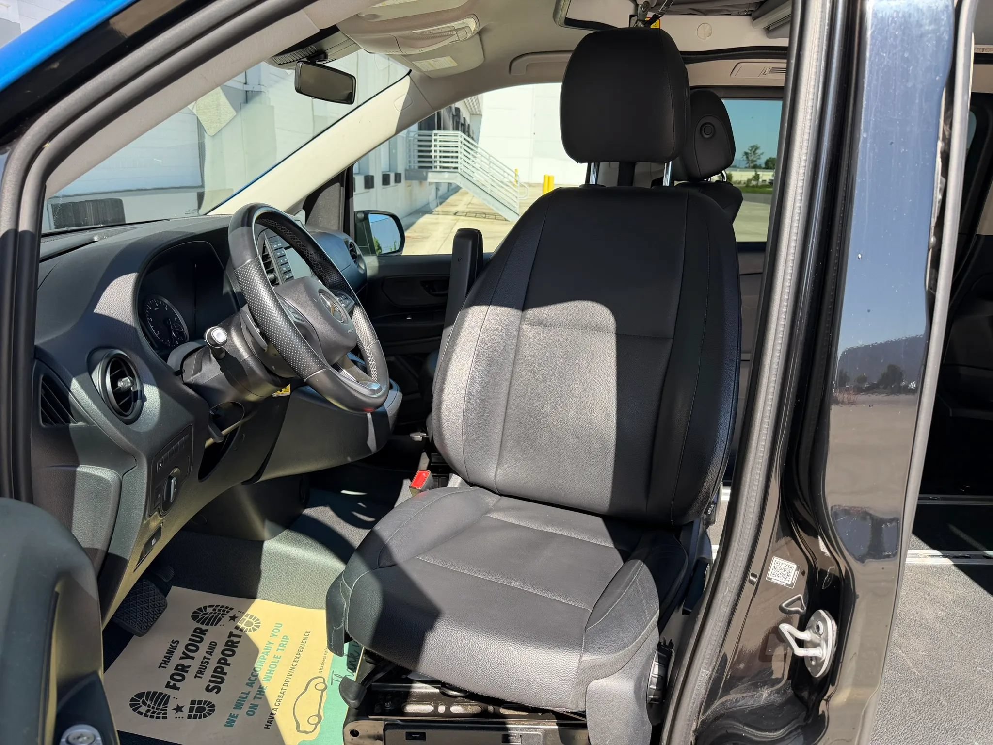 Used 2020 Mercedes-Benz Metris Passenger image 19