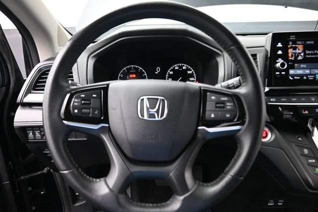 Used 2025 Honda Odyssey EX-L image 14