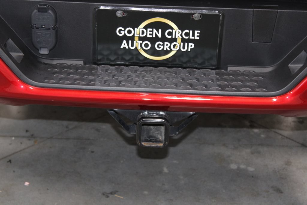 Used 2024 GMC Canyon Elevation w/ Trailering Package RWD image 14